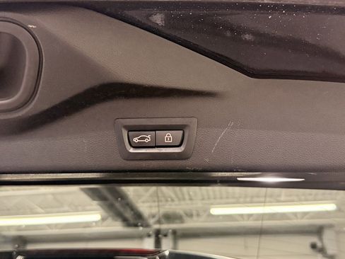 Used 2022 BMW X5 xDrive40i w/ Climate Comfort Package image 24