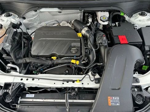 Used 2025 Buick Envista Sport Touring w/ Convenience I Package image 12