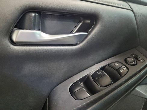 Used 2023 Nissan Sentra SV FWD image 27