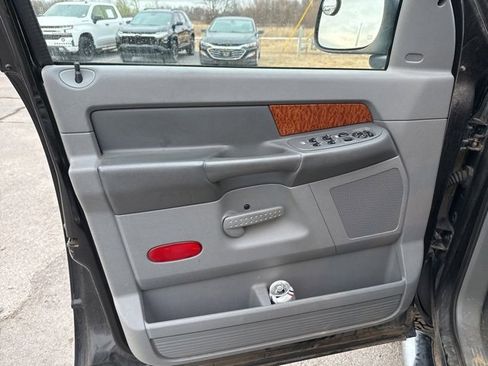 Used 2006 Dodge Ram 1500 Truck SLT w/ Quad Cab Big Horn Value Group image 11