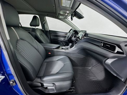 Used 2023 Toyota Camry SE image 26