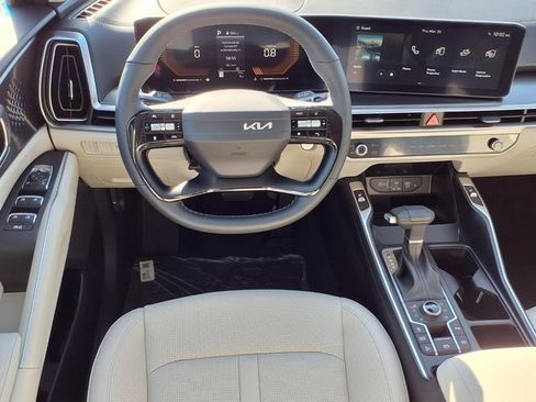 New 2026 Kia Sorento S AWD/4WD image 2