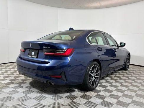 Used 2021 BMW 330i xDrive Sedan w/ Premium Package image 7