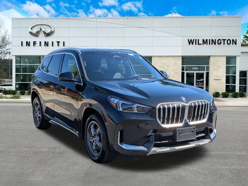 Used 2025 BMW X1 xDrive28i AWD/4WD image 1