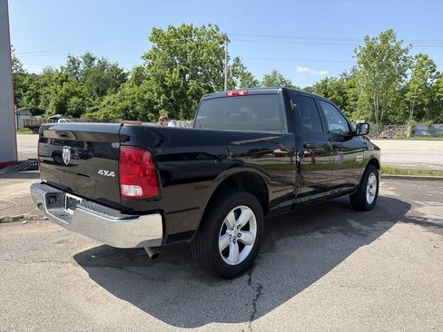Used 2024 RAM 1500 Classic SLT AWD/4WD image 4