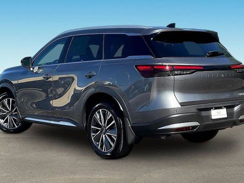 Certified 2026 INFINITI QX60 Luxe w/ Cargo Package AWD/4WD image 4