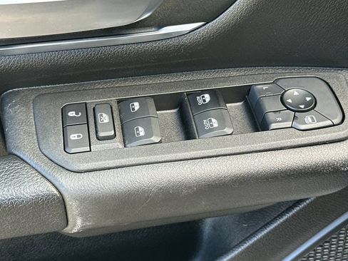 Used 2025 RAM 1500 Big Horn RWD image 13