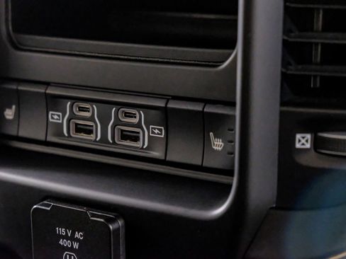 Used 2022 RAM 3500 Limited image 33