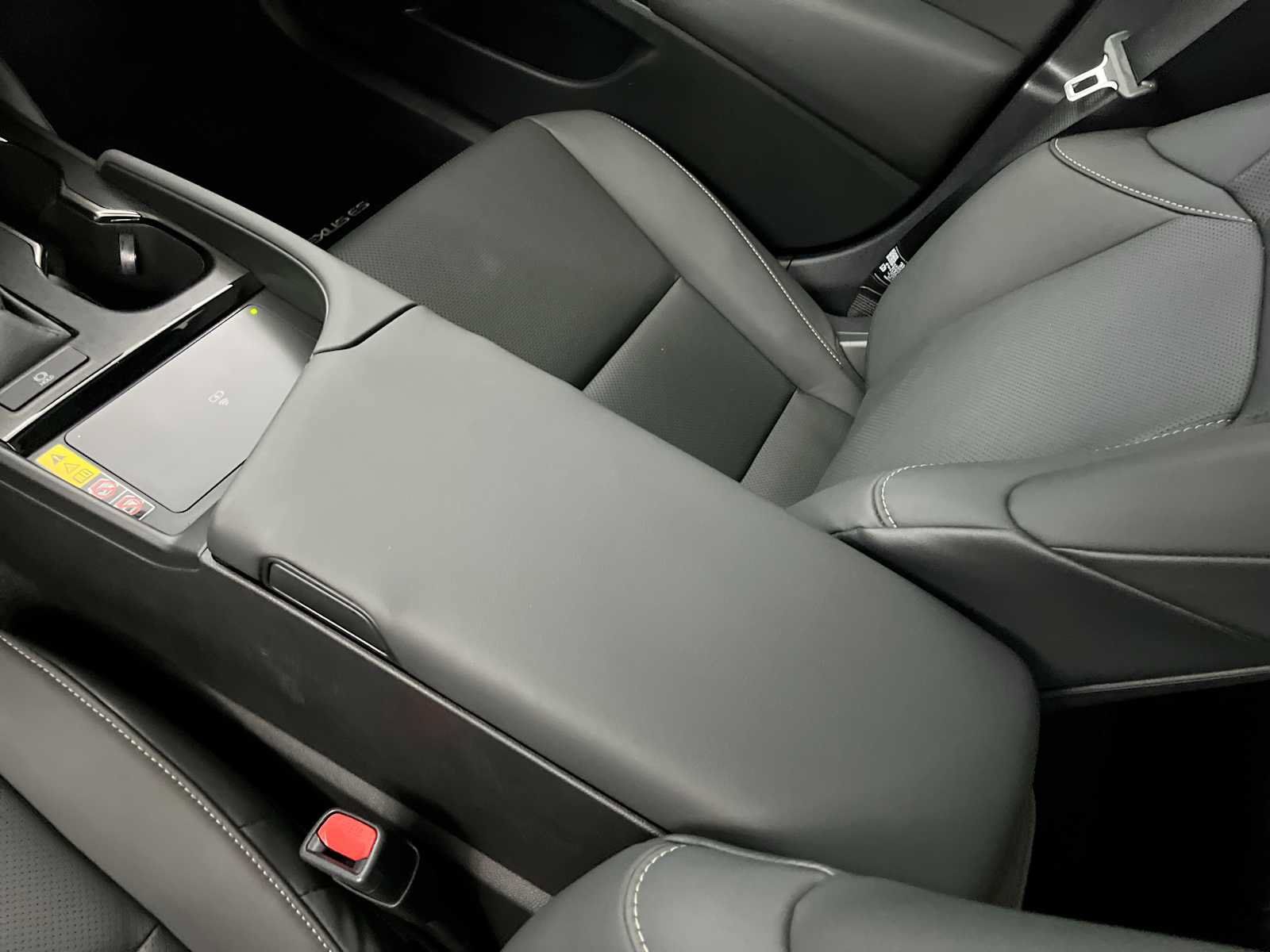 Used 2024 Lexus ES 250 w/ Premium Package AWD/4WD image 28