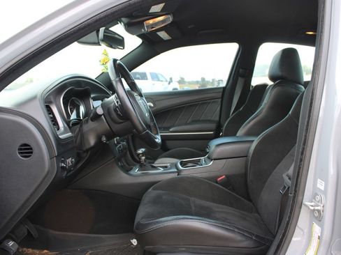 Used 2022 Dodge Charger Scat Pack w/ Plus Group RWD image 17