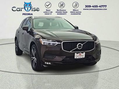 Used 2018 Volvo XC60 T6 Momentum w/ Advanced Package