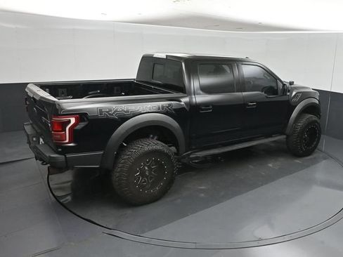 Used 2017 Ford F150 Raptor w/ Equipment Group 802A Luxury AWD/4WD image 38