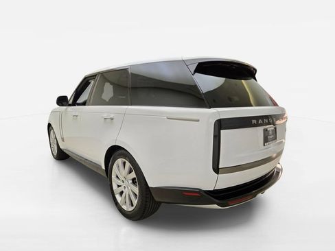 Used 2023 Land Rover Range Rover SE AWD/4WD image 11