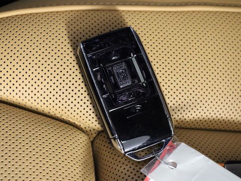 Certified 2024 Rolls-Royce Cullinan image 16