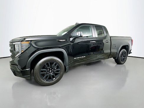 Used 2023 GMC Sierra 1500 Pro w/ Graphite Edition image 3