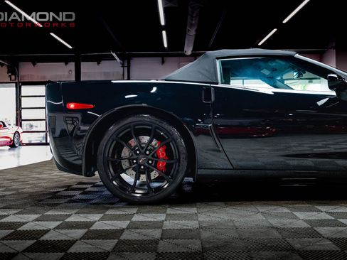 Used 2013 Chevrolet Corvette 427 w/ Z06 Carbon Fiber Package image 28