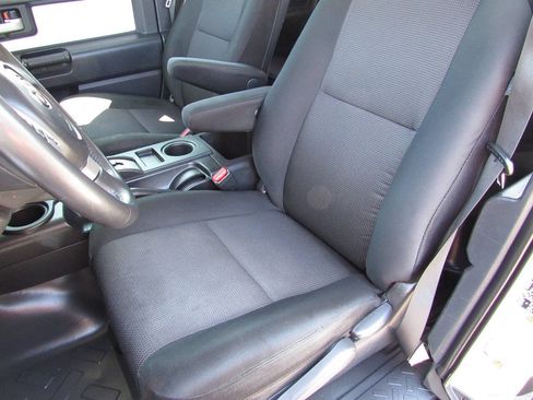 Used 2014 Toyota FJ Cruiser 4WD w/ Upgrade Package image 19