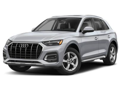 Used 2024 Audi Q5 2.0T Premium w/ Convenience Package