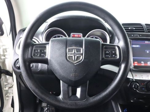 Used 2018 Dodge Journey SXT FWD image 11