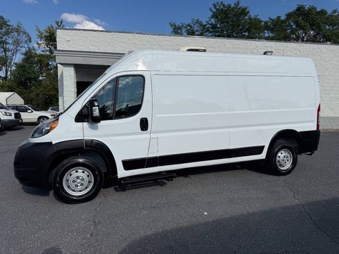 Used 2021 RAM ProMaster 2500 w/ Interior LED Lighting Group FWD image 37