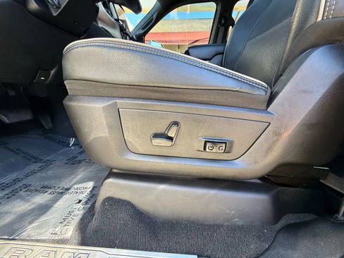 Used 2019 RAM 2500 Laramie image 13