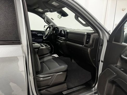 Used 2023 Chevrolet Silverado 1500 LT w/ Convenience Package II image 24