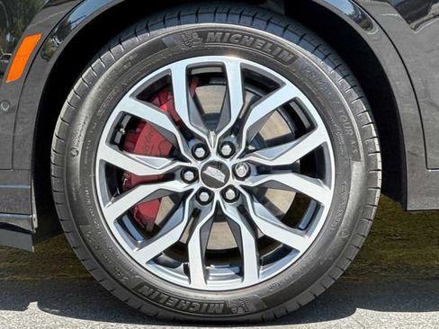 Certified 2025 Cadillac XT6 Sport w/ Platinum Package AWD/4WD image 27