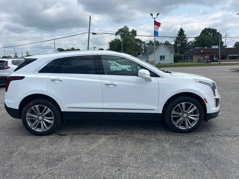 Used 2024 Cadillac XT5 Premium Luxury FWD image 2
