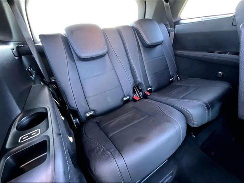 Used 2024 Mercedes-Benz GLS 450 4MATIC w/ AMG Line Exterior image 35
