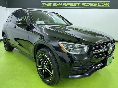 Used 2022 Mercedes-Benz GLC 300 4MATIC image 2