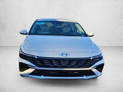 New 2026 Hyundai Elantra Limited image 9