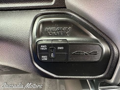 Used 2022 RAM 3500 Laramie AWD/4WD image 39