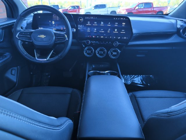 Used 2024 Chevrolet Blazer EV LT AWD/4WD image 14