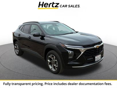 Used 2025 Chevrolet Trax LT