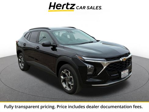 Used 2025 Chevrolet Trax LT FWD image 1