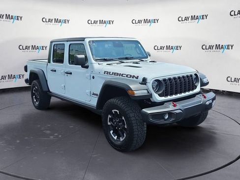 Used 2026 Jeep Gladiator Rubicon AWD/4WD image 7