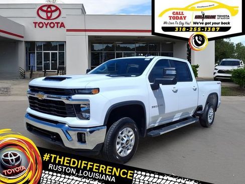 Used 2025 Chevrolet Silverado 2500 LT w/ Convenience Package AWD/4WD image 1