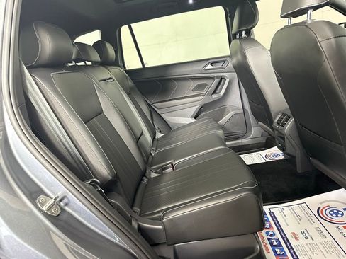 Used 2022 Volkswagen Tiguan SE R-Line AWD/4WD image 30