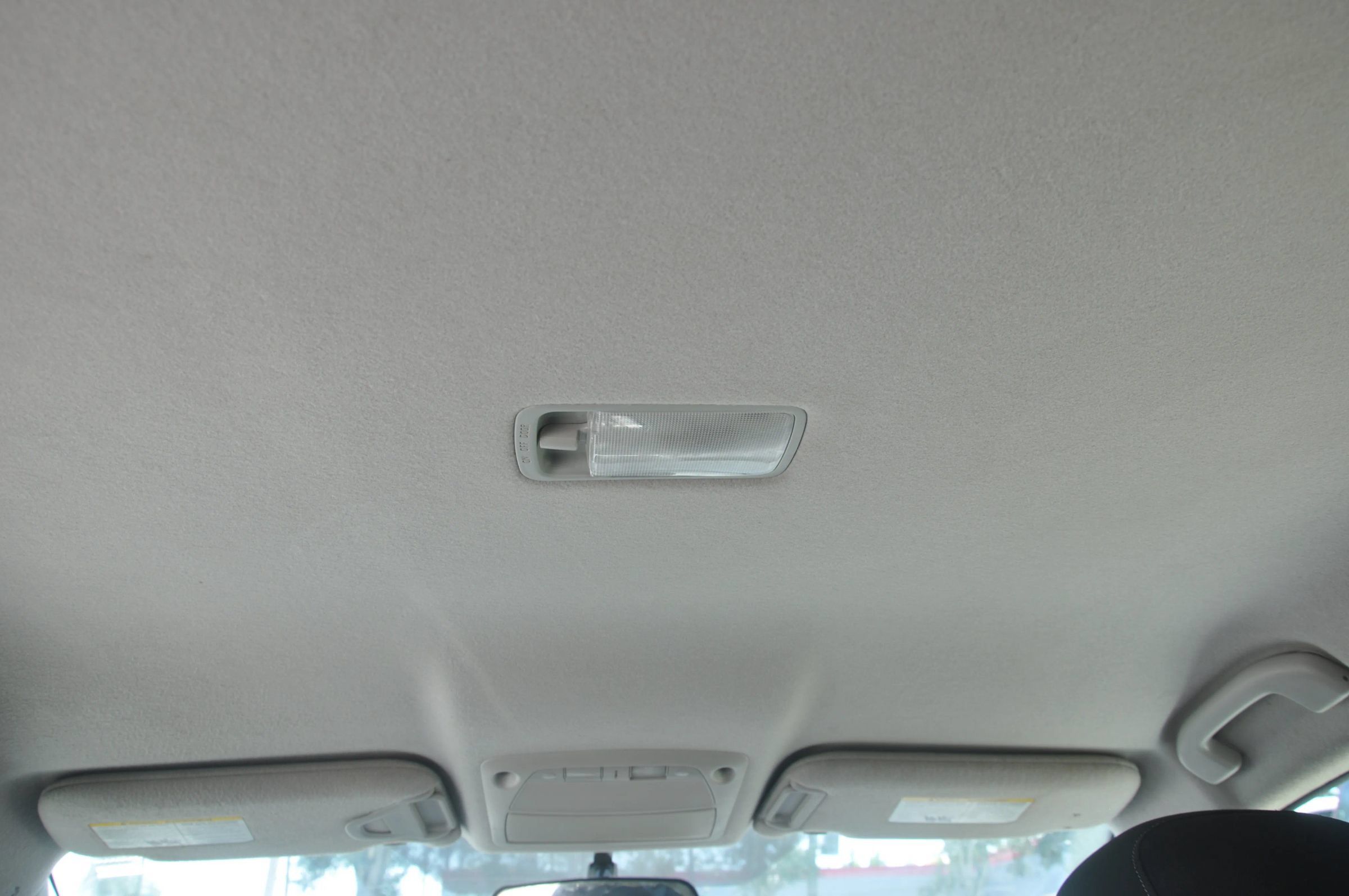 Used 2015 Nissan Sentra SV FWD image 19