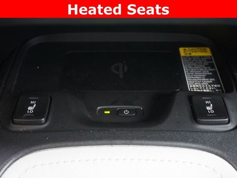 Used 2025 Toyota Corolla XSE FWD image 7