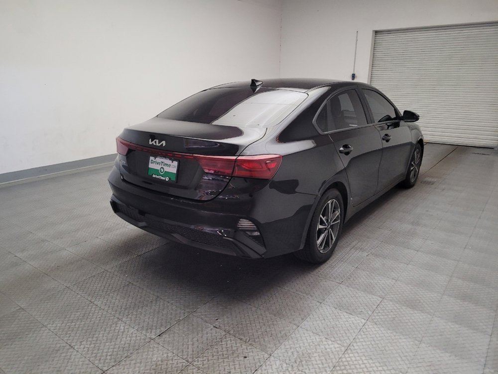 Used 2023 Kia Forte LXS w/ LXS Technology Package FWD image 9