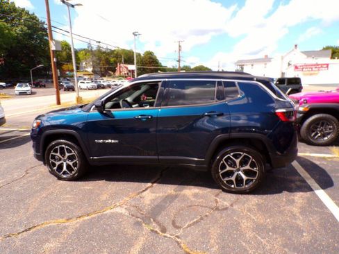 New 2026 Jeep Compass Limited w/ Sun, Sound & Navigation Group AWD/4WD image 16