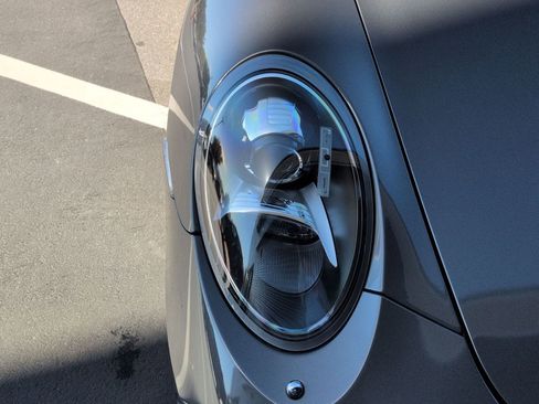 Used 2015 Porsche 911 Targa 4S image 11