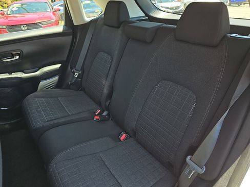 Used 2023 Honda HR-V LX image 14