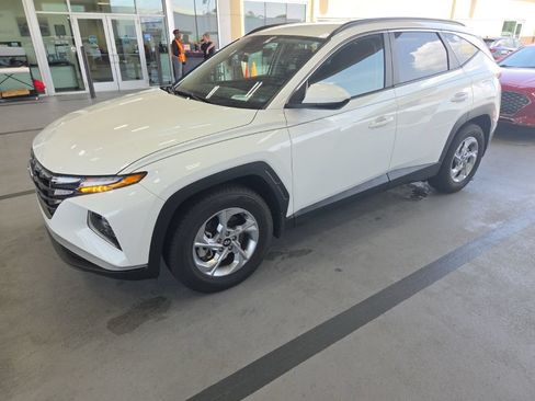 Used 2024 Hyundai Tucson SEL FWD image 1