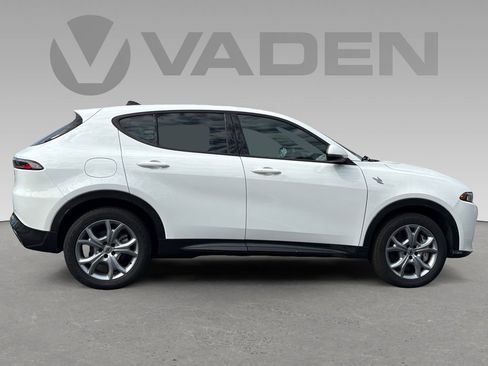 Used 2024 Dodge Hornet R/T image 7