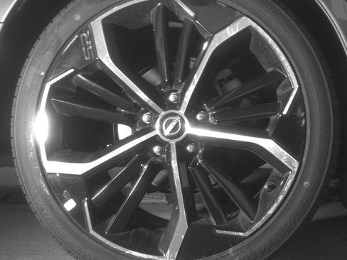 Used 2025 Nissan Altima 2.5 SR image 15