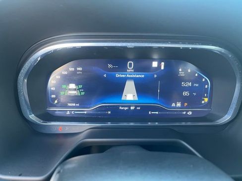 Used 2022 Chevrolet Suburban RST w/ Luxury Package image 14