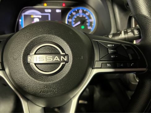 Certified 2023 Nissan Leaf S FWD image 18