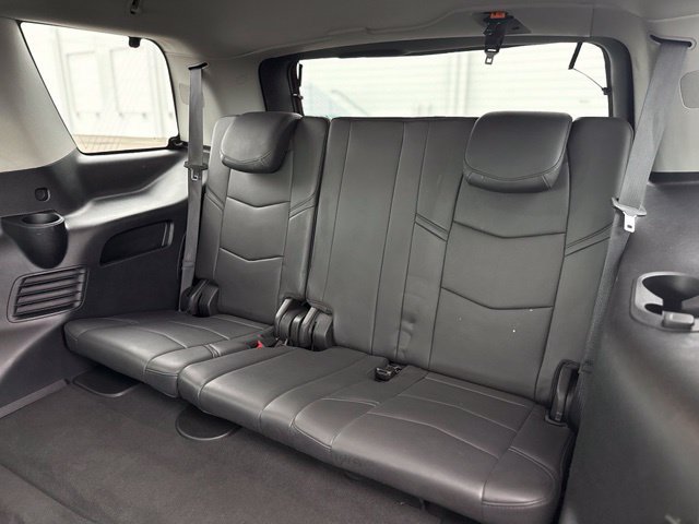Used 2019 Cadillac Escalade Luxury AWD/4WD image 40